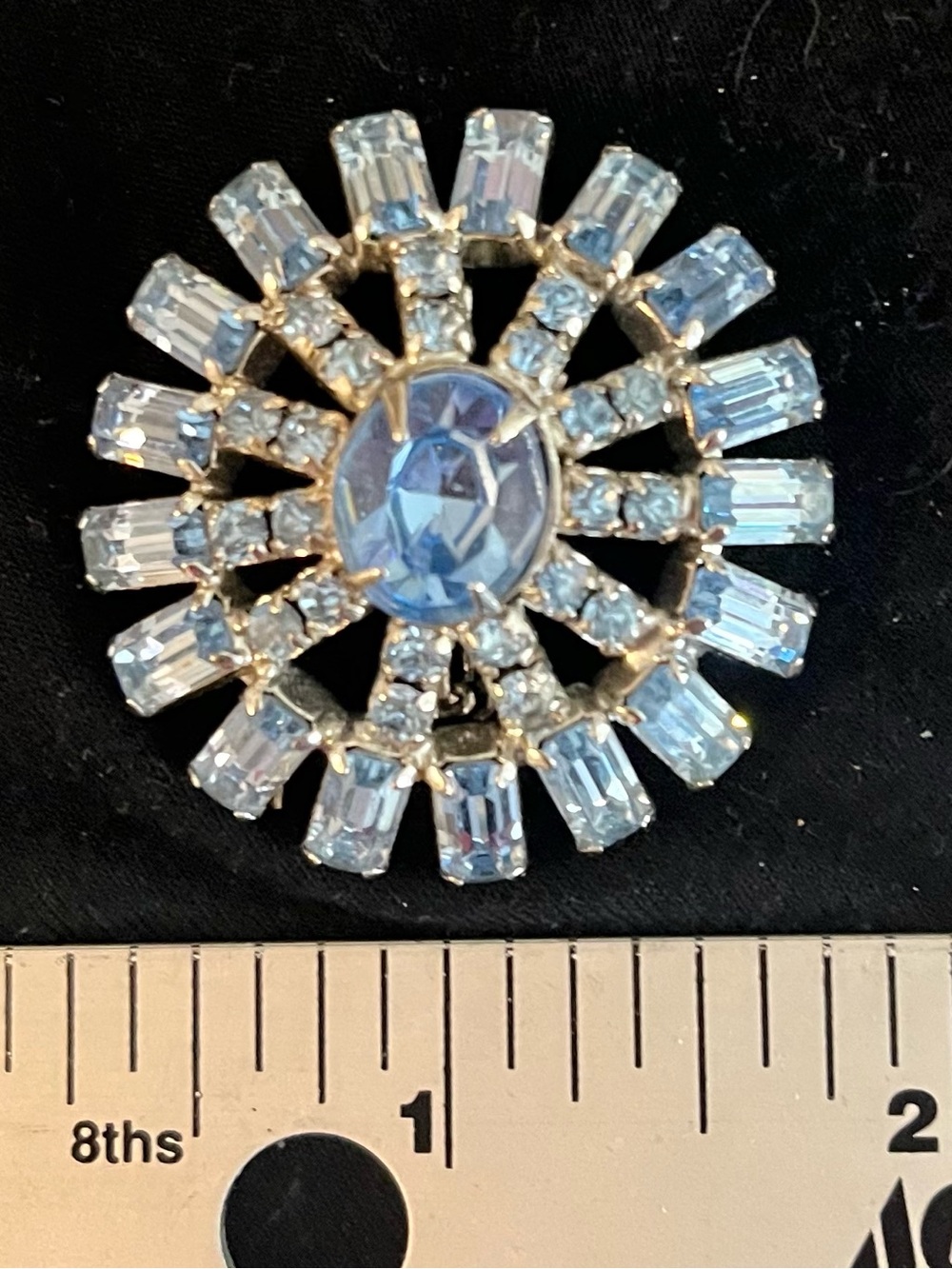 Vintage Domed Blue Crystal Burst Brooch - Unbranded